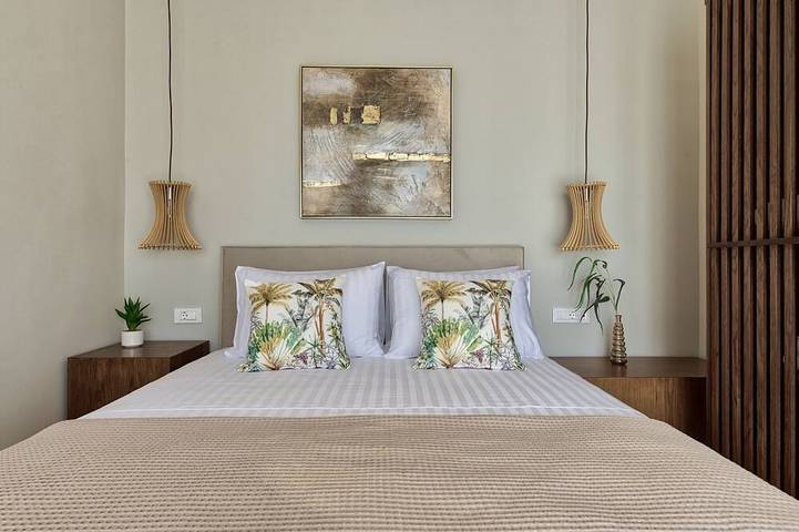 Delight Luxury 5 bedroom Villa with private pool in Pantokratoras, Zante