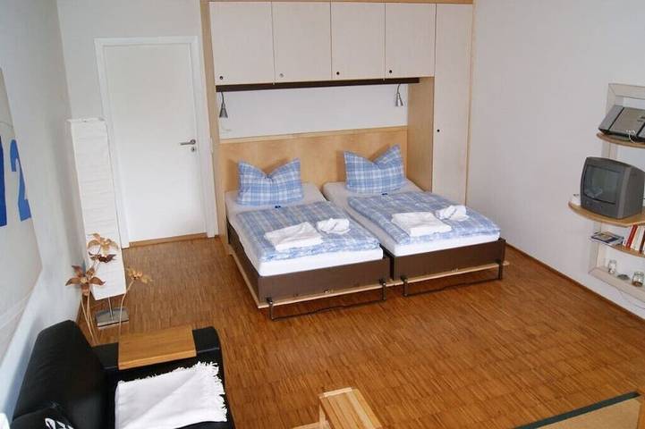 Ferienwohnung für 2 Personen, mit Balkon und Garten in Strande - 2