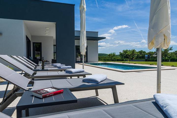 Location de vacances pour 6 personnes, avec jardin et piscine à Bale (Croatie) - 4