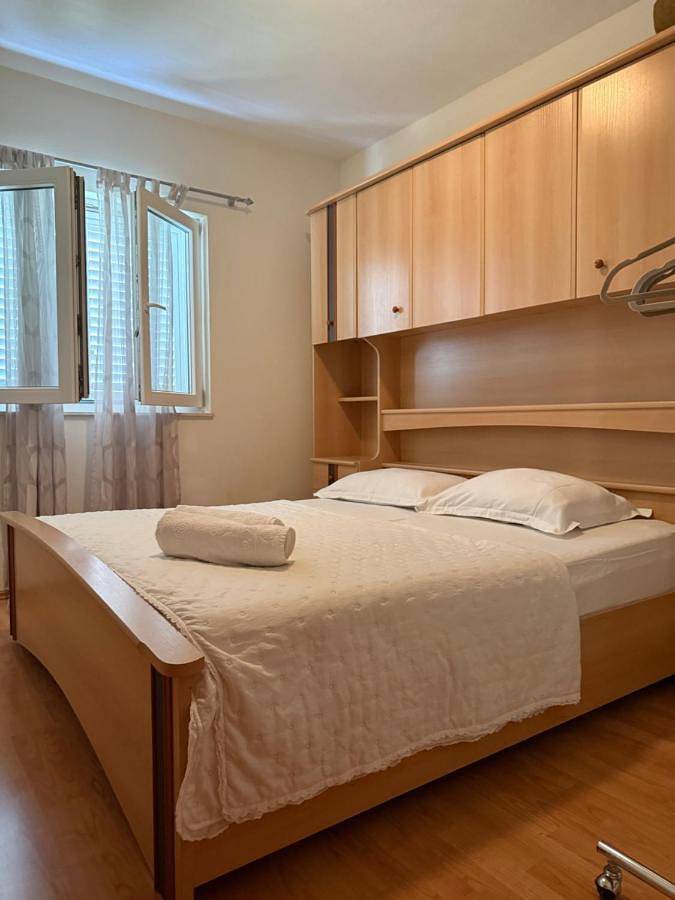 Maison d’hôte pour 4 personnes, avec Terrasse et Jardin à Makarska - 2