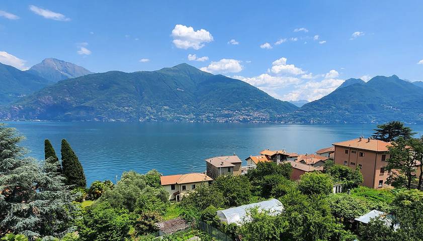 Ferienwohnung für 4 Personen, mit Balkon und Seeblick in Comune di San Siro - 2