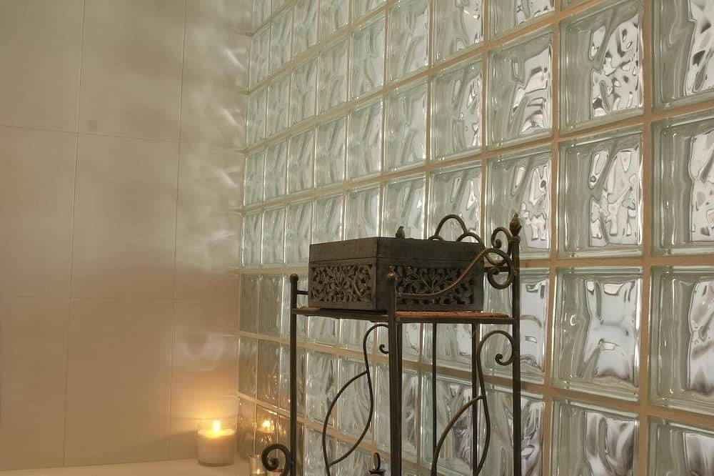 Casa Característica, com vistas deslumbrantes e Wi-Fi gratuito perto de todas as comodidades in Gaucín, Los Alcornocales