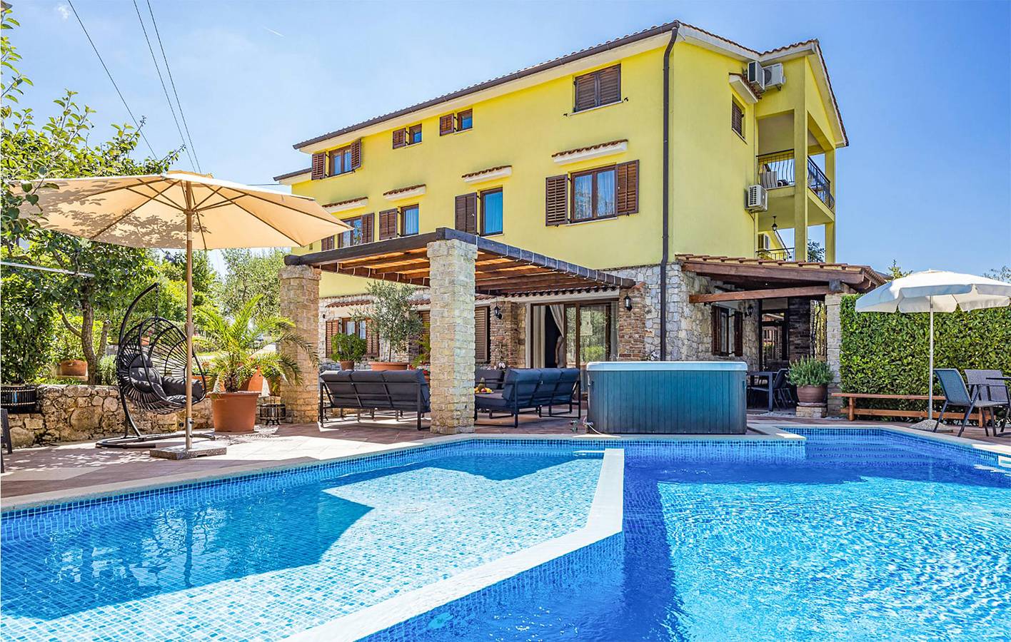 Modernes Apartment mit Pool und Terrasse in der Nähe des Zentrums von Visnjan in Visnjan, Općina Višnjan