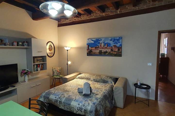 Ganze Wohnung, Wohnung in vollem historischen Zentrum voller Komfort in Mantua, Mantua Provinz
