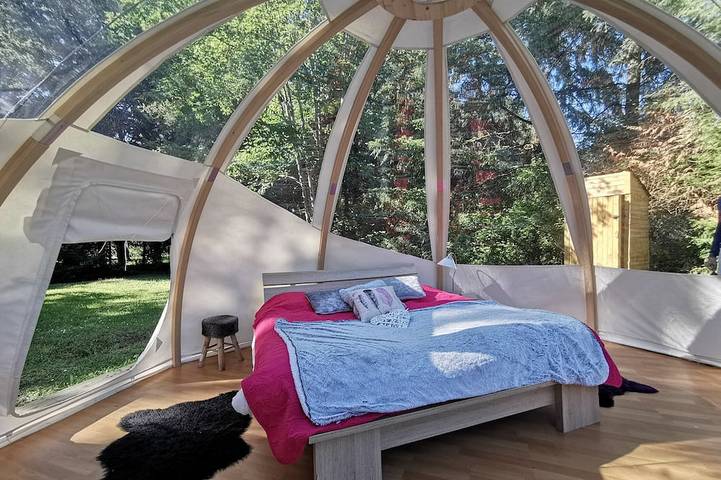 Location de vacances pour 2 personnes, avec Jardin et Piscine à Chitenay