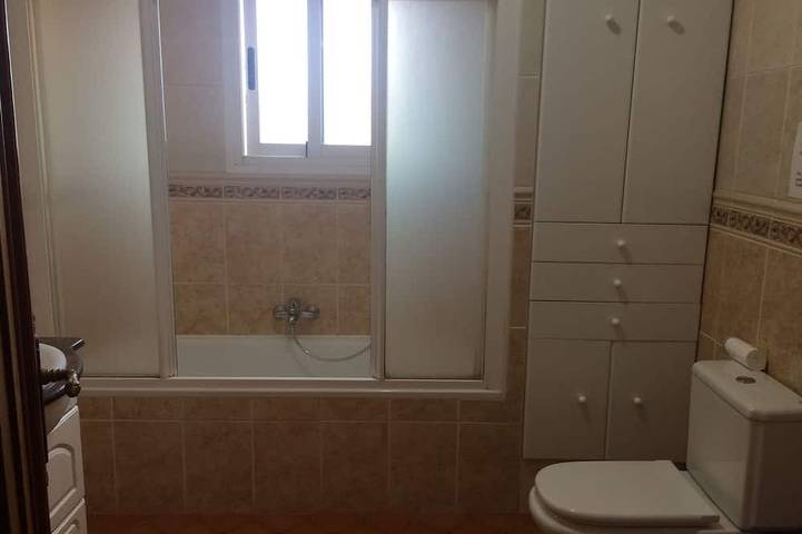Schöne Villa inmitten üppiger Gärten, privater Pool, für 6 Personen in la Font d'en Carròs, Costa de Valencia