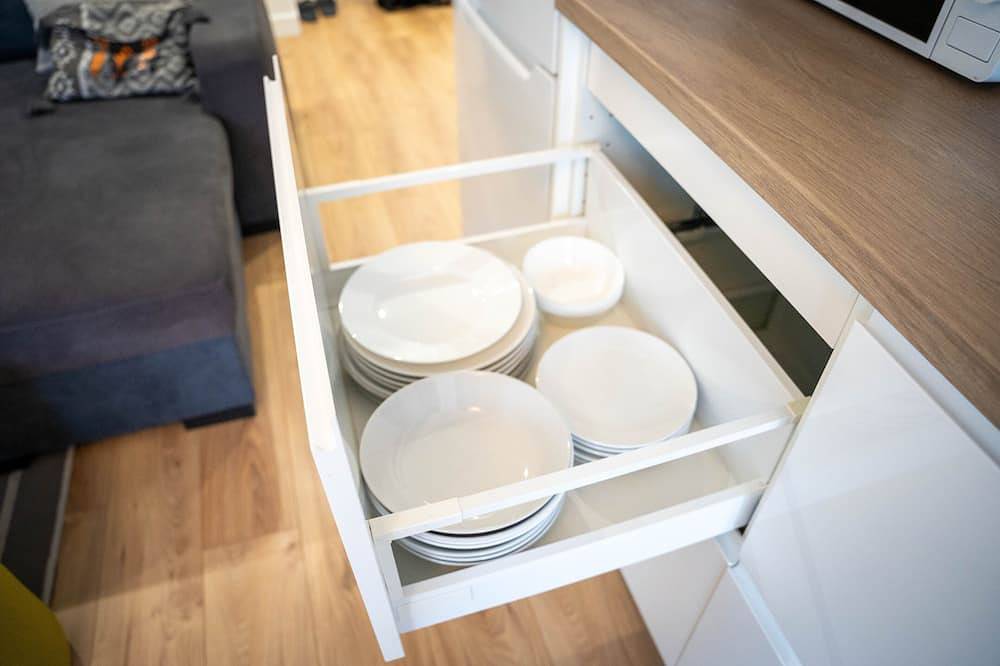 Apartamento entero, Charming room in shared apartment Cergy center in Cergy, Valle del Oise