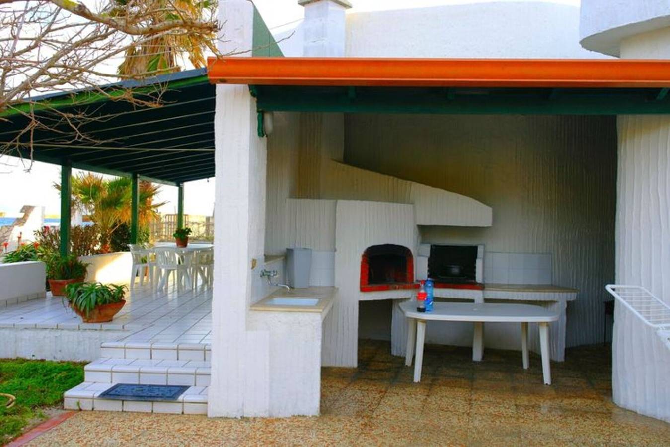 Villetta Parisi à 20 mètres sur la mer avec vue sur la mer et terrasse in Mazara del Vallo, Province de Trapani