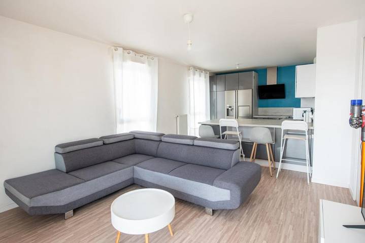 Gîte pour 8 personnes, avec vue et terrasse, animaux acceptés à Évry - 4