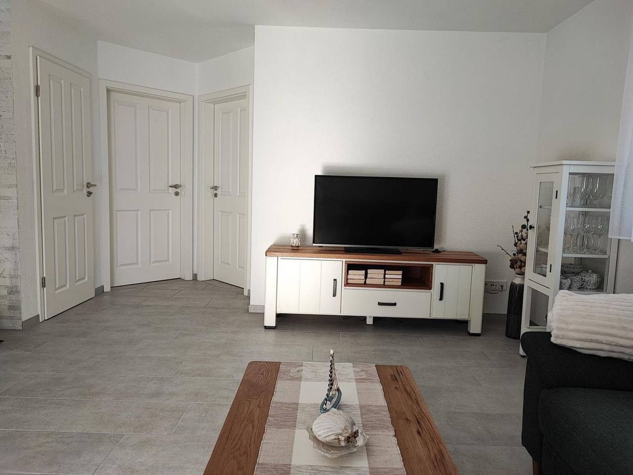 Strandhaus Meeresluft - Hochwertiges 100qm Ferienhaus für 6 Pers. mit Kamin und Garten direkt am Deich in Hagermarsch, Landkreis Aurich
