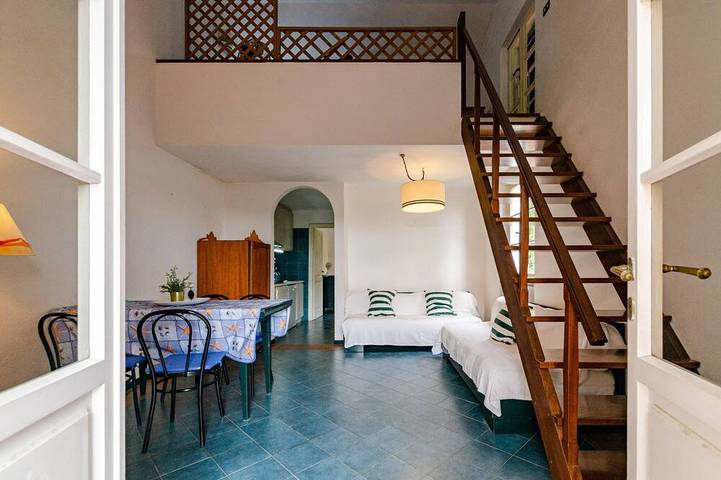 Appartement en duplex avec vue mer, à 50 mètres de la plage in Marciana Marina, Archipel toscan