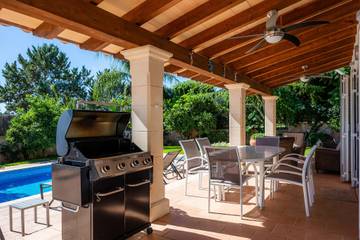 Villa in Crestatx, Sa Pobla für 6 