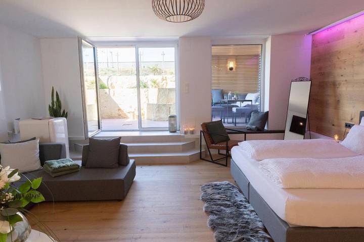 Ferienwohnung für 2 Personen, mit Garten und Ausblick, mit Haustier