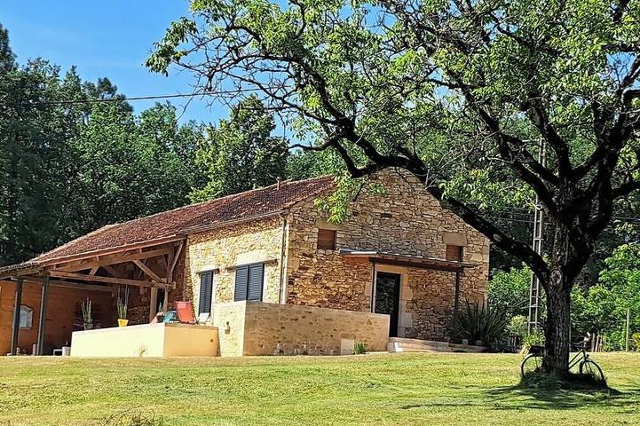 Location de vacances pour 2 personnes à Goujounac