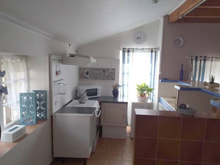 Location de vacances pour 5 personnes, avec piscine ainsi que jardin et vue, animaux acceptés à Allas-Bocage - 4