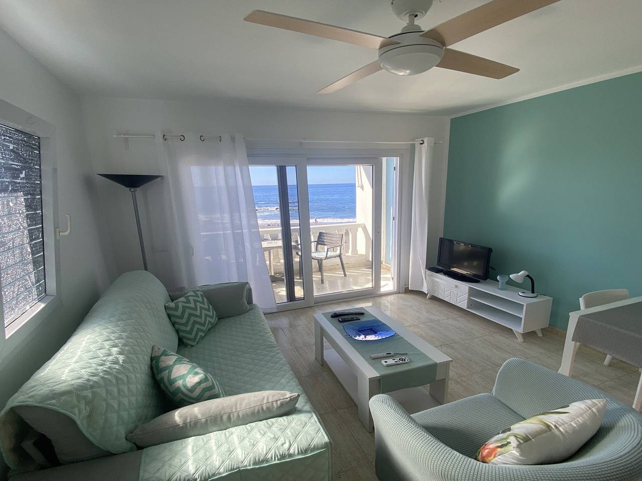 Ganze Wohnung, Modernes Apartment am Strand für 2 Personen mit Terrasse in Valle Gran Rey in La Puntilla, Valle Gran Rey