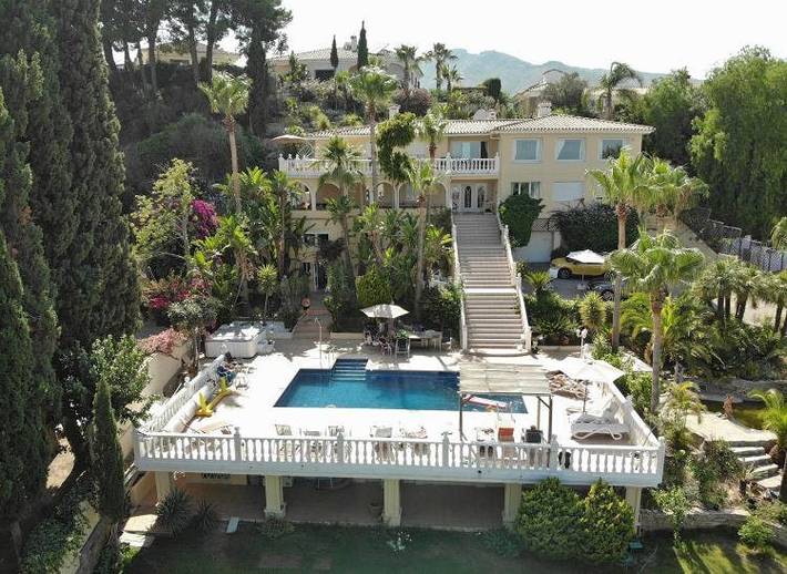 Villa pour 16 personnes, avec piscine ainsi que jardin et vue à Torremolinos