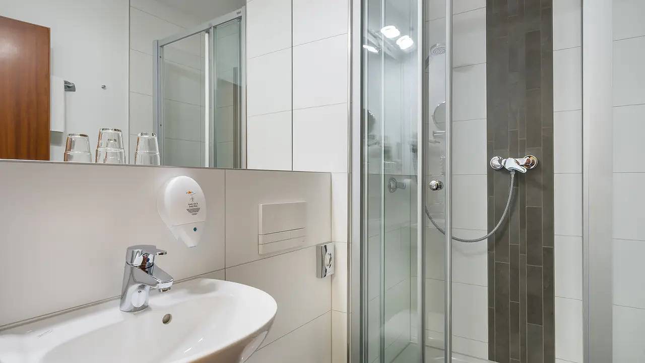Ganze Ferienwohnung, Ferienwohnung für 2 Personen (28 m²) in Bonn in Bonn, Rheinland