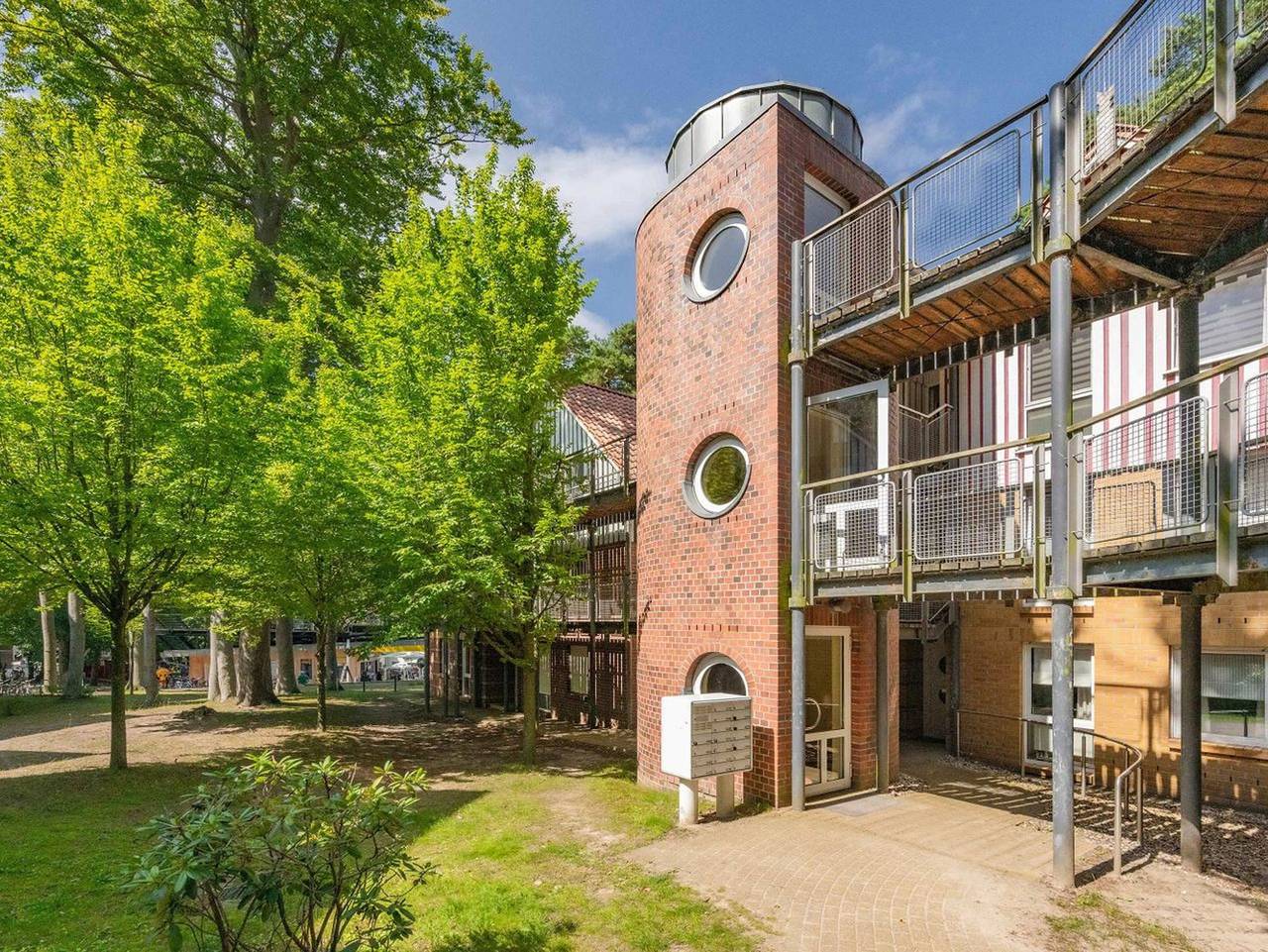 Ganze Ferienwohnung, Seeblick Anlage - Gemütliche Ferienwohnung mit Balkon & Meerblick, nur 50 m zum Strand in Ostseebad Koserow, Koserow