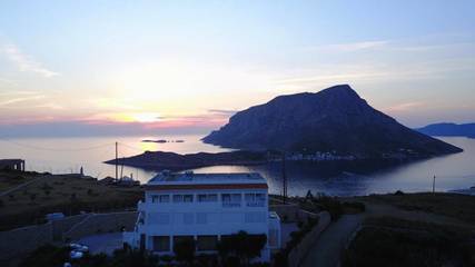 Gîte pour 2 personnes, avec vue et jardin dans Kalymnos