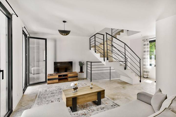 Gîte pour 6 personnes, avec balcon et vue à Saint-Didier-au-Mont-d'Or