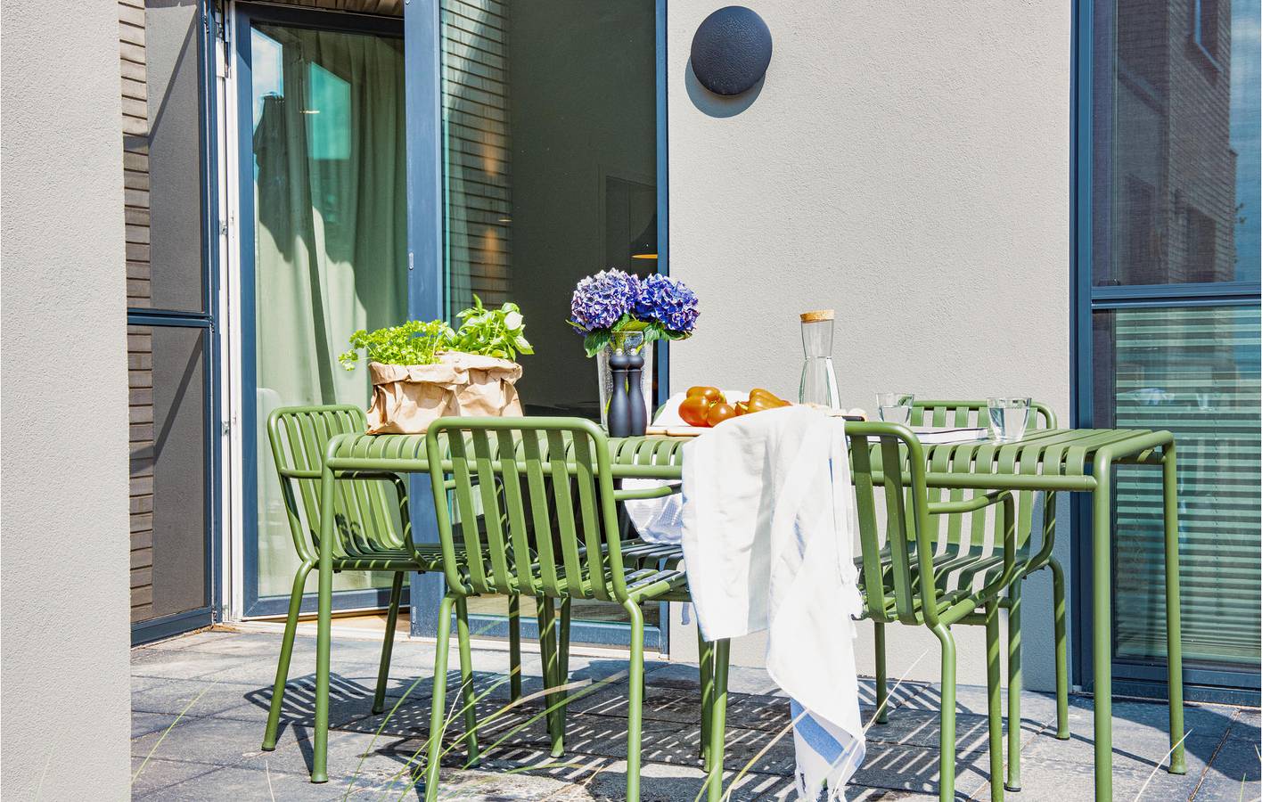 Charmant appartement met terras en parkeerplaats, dichtbij rivier en eetgelegenheden in Marissa Ferienpark, Lembruch