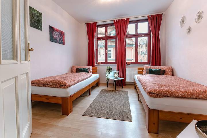 Ganze Wohnung, FeWo \"Schwarzes Gold\" mit 70m² für bis zu 5 Gäste in Naumburg, Saale-Unstrut