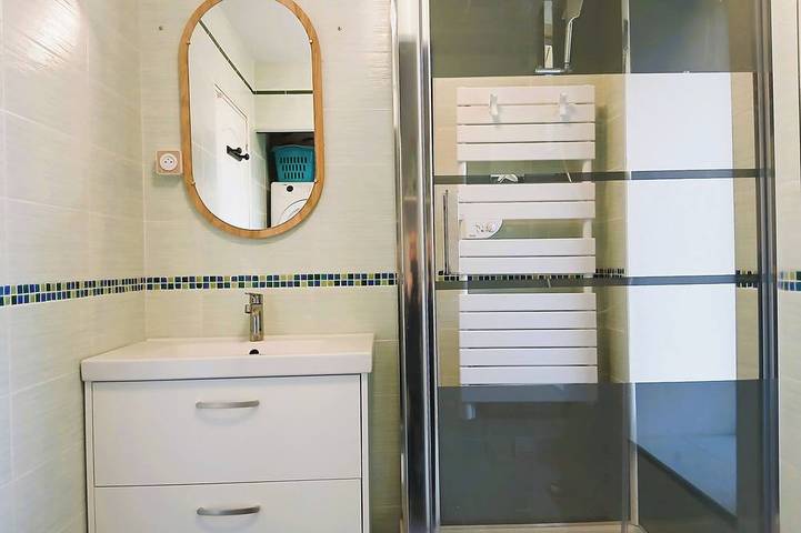 Gîte pour 4 personnes, avec jacuzzi ainsi que jardin et terrasse à Plogonnec - 4