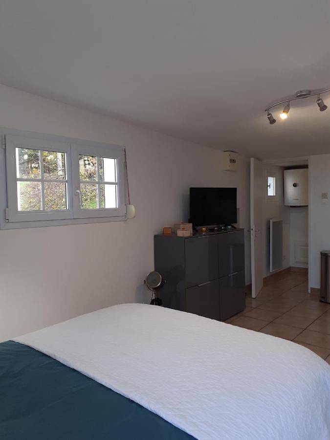 Gîte pour 2 personnes, avec terrasse et vue à Manneville-la-Pipard - 4