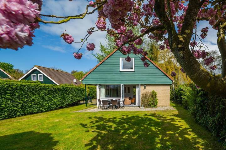 Ferienhaus für 8 Personen, mit Garten und Pool sowie Kinderpool in Renesse - 2