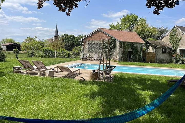 Gîte pour 15 personnes, avec jardin et terrasse, animaux acceptés dans Fresney