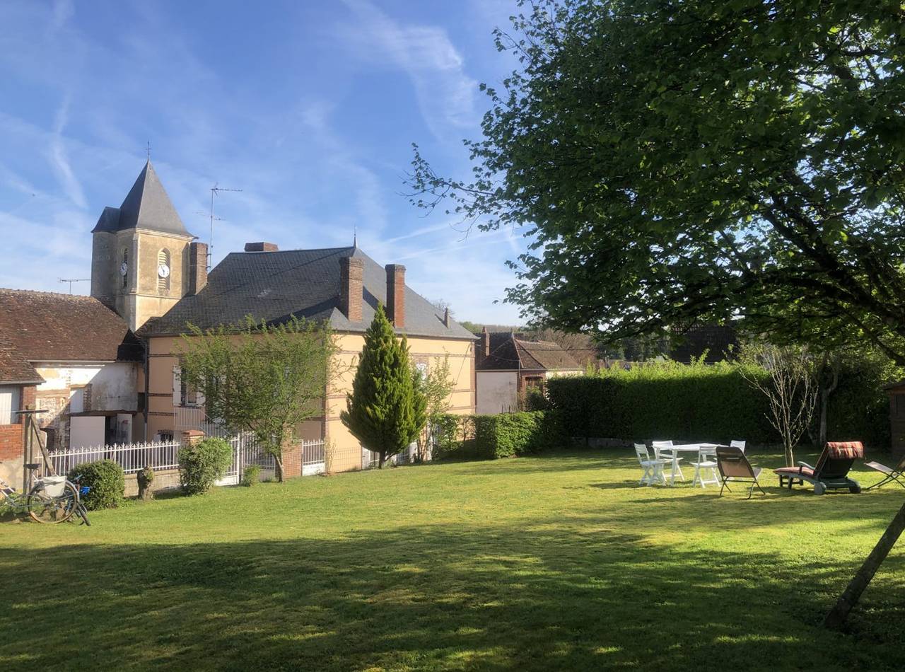 La maison d'Alice in Mézilles, Région d'Auxerre