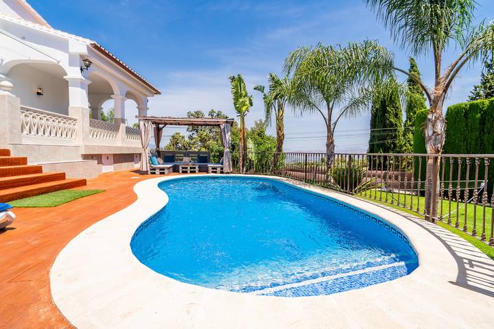 Cubo's Villa Esmeralda in Alhaurín el Grande, Provincia de Málaga