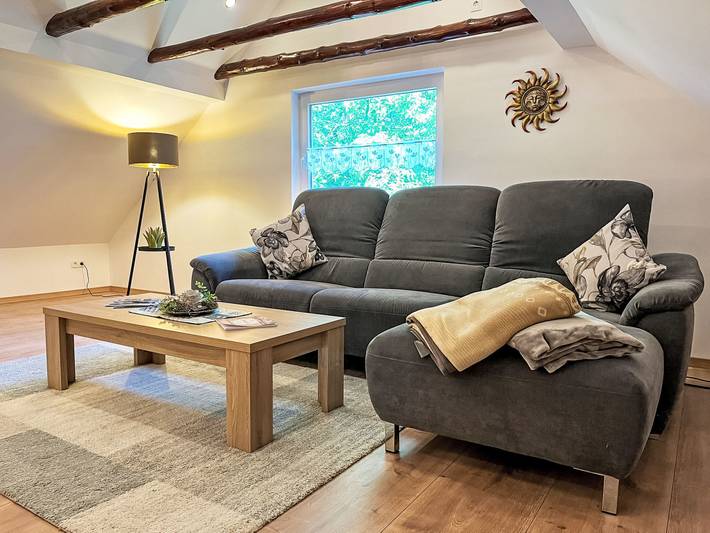 Ferienwohnung für 2 Personen, mit Balkon und Terrasse sowie Garten in Ihlow - 2