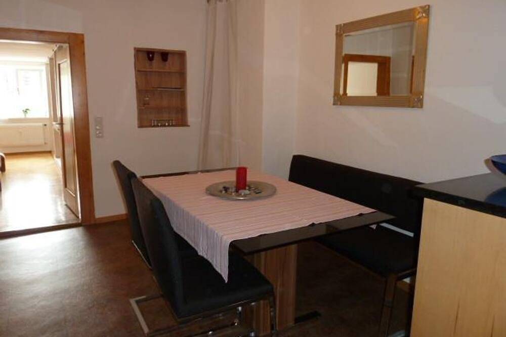 Geheel appartement, Vakantiewoning - Midden in het midden - in Wangen, Region Bodensee-Oberschwaben