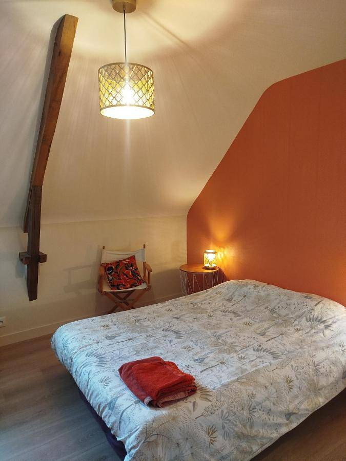 Chambre terra cotta tout confort in Landévant, Côte des Mégalithes