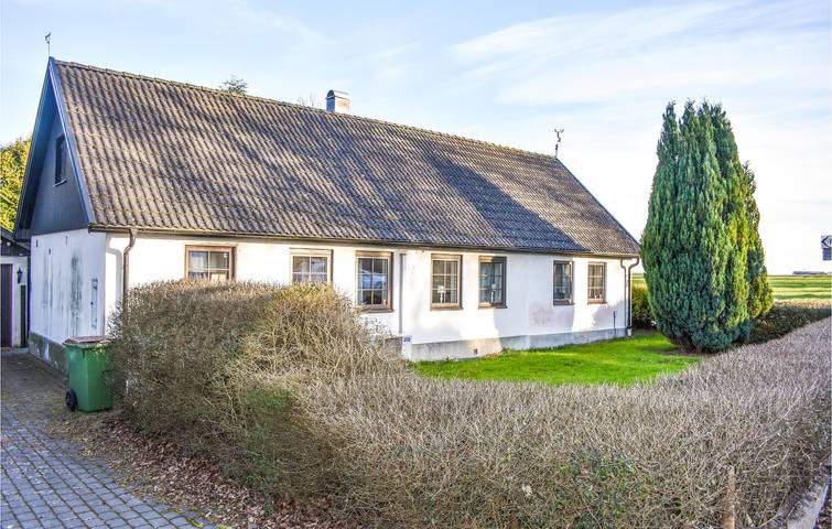 Hus för 8 Personer med trädgård in Beddinge, Svenska Östersjön