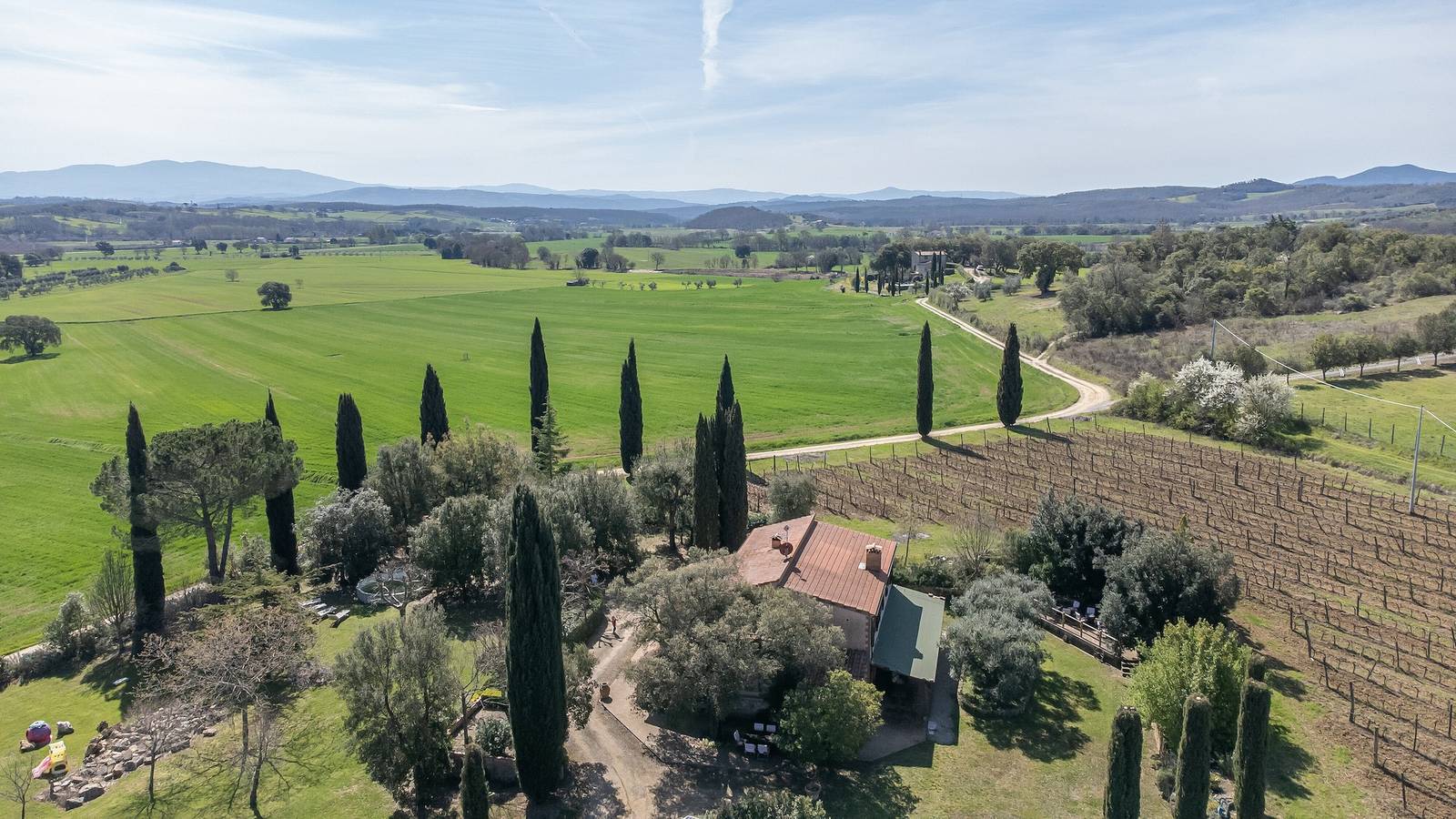 Finca Lucente con vista montagne, piscina, giardino e Wi-Fi in Roccastrada, Provincia di Grosseto