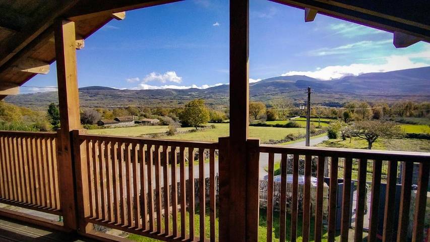 Casa de vacaciones para 4 personas, con jardín y vistas, Se admiten mascotas en Sierra de Gredos - 2