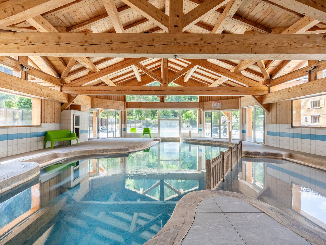 Ganze Wohnung, Appartement familial près des pistes avec piscine et services, Le Grand-Bornand in Rolle, Genfer See