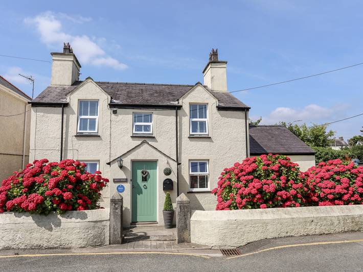 Holiday rental for 6 people, with Garden in Moelfre