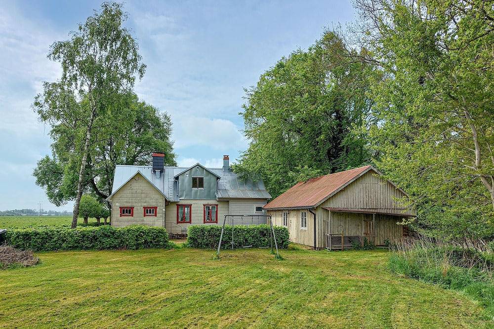 2 bedroom amazing home in Laholm in Laholm, Halland