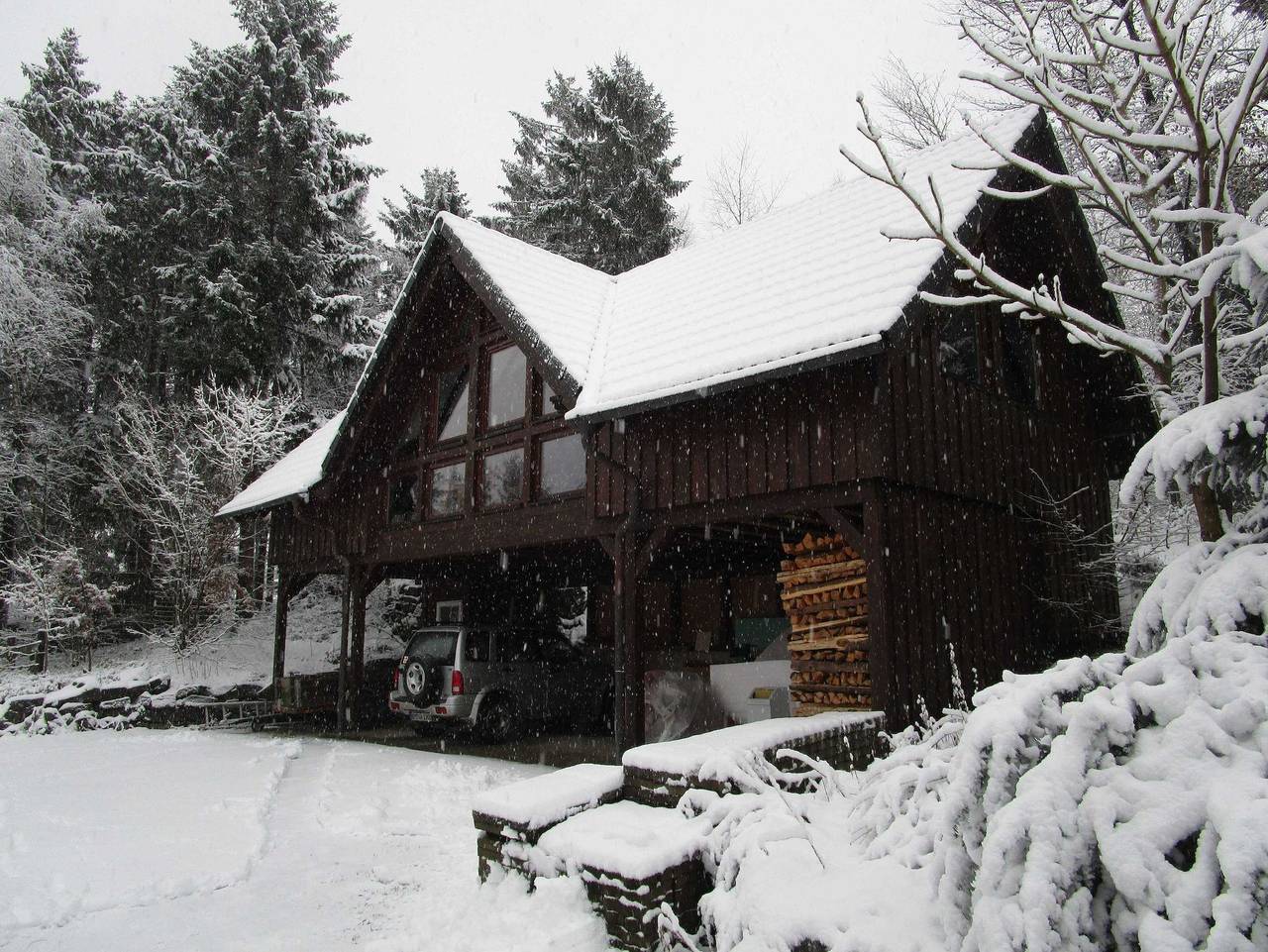 Ferienhaus im Grünen (mit E-Auto Ladesäule) - Ferienhaus im Grünen in Morsbach, Oberbergischer Kreis