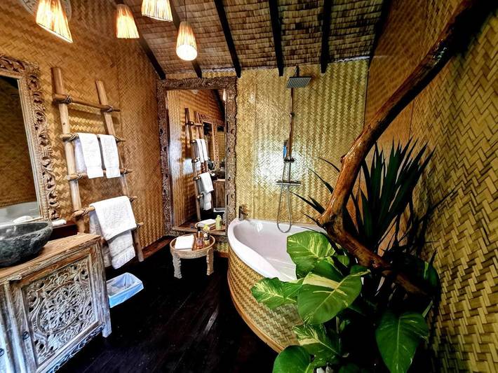 Hôtel pour 4 personnes, avec jardin et jacuzzi dans Ha'apiti - 3