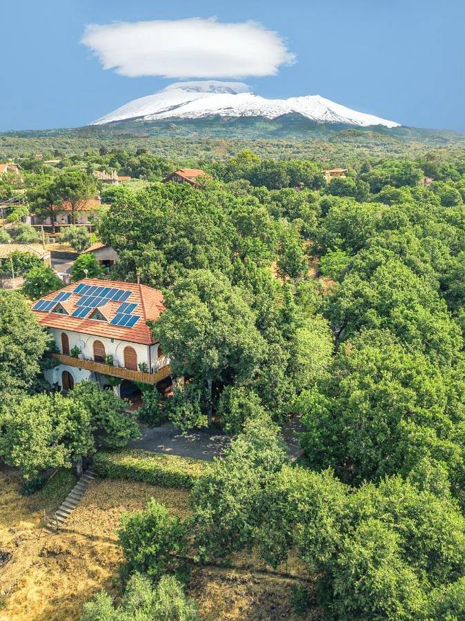 Double Room in Ragalna, Etna