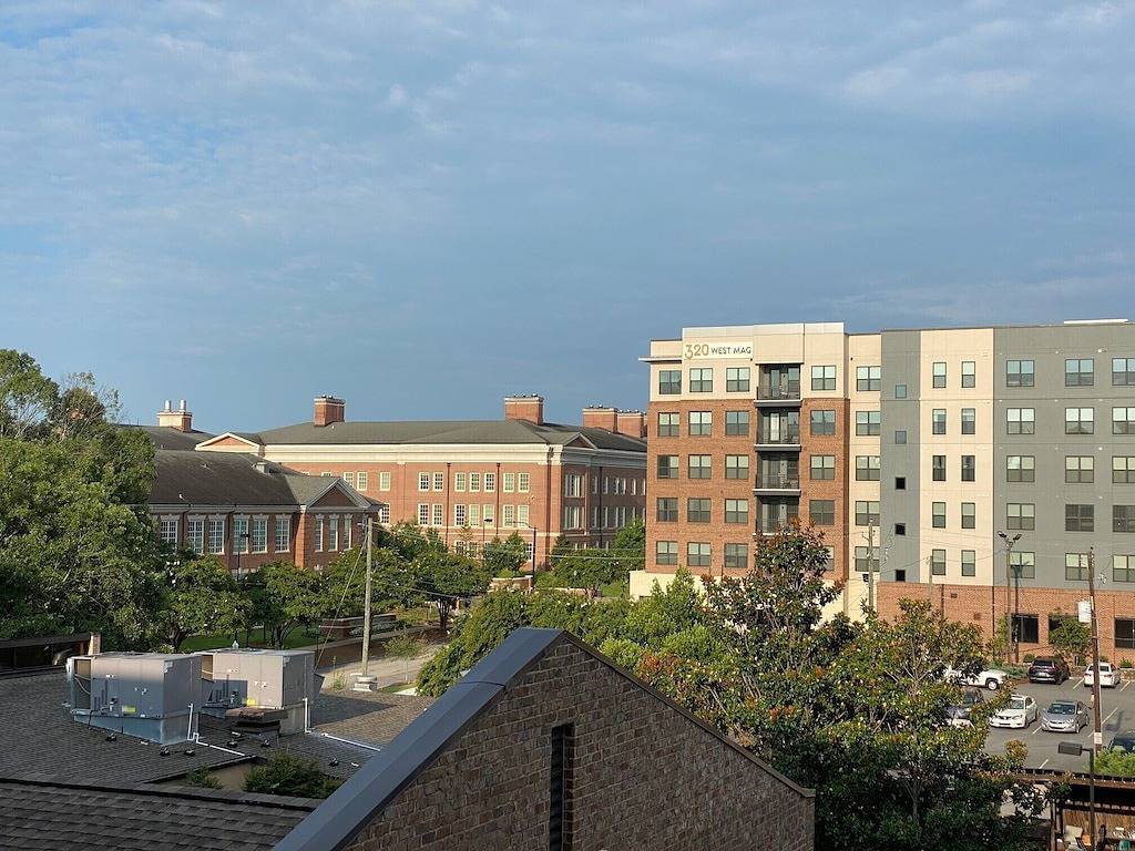 Ganze Wohnung, The perfect tailgating game day condo in Auburn (AL), Alabama