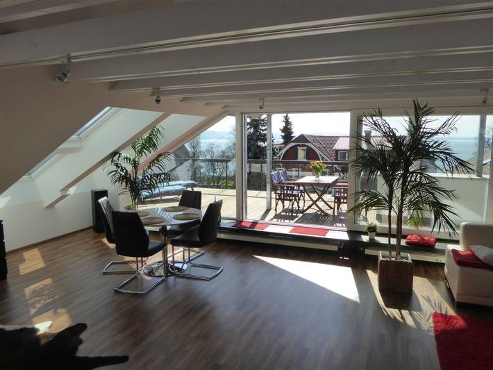 Ferienwohnung für 4 Personen, mit Balkon und Seeblick am Bodensee - 2
