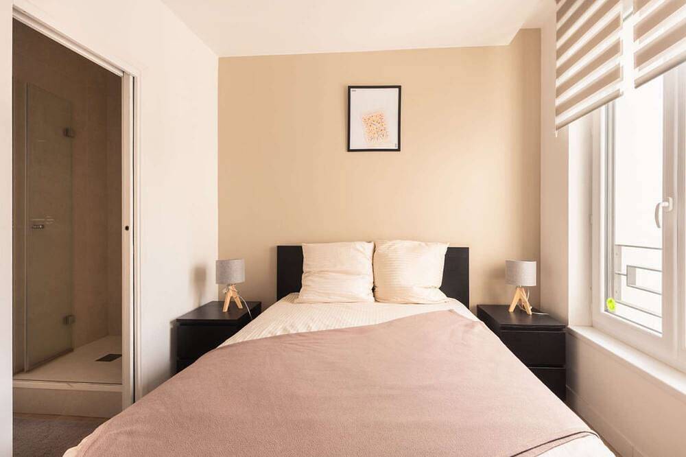 Appartement entier, ★★★ T2 Lumineux Centre-ville Voltaire chambre cour ★★★ in Saint-Quentin, Aisne