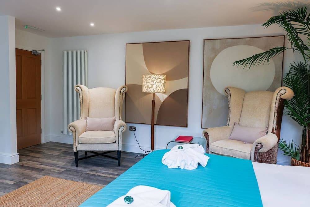Entire apartment, Luxury Coastal Room - Penarth in Penarth, Cardiff