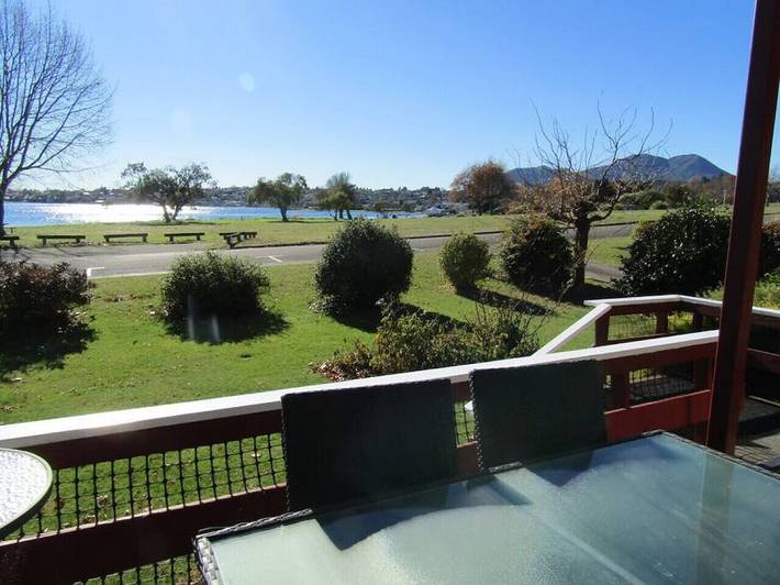 Location de vacances pour 7 personnes, avec jardin à Taupo - 2